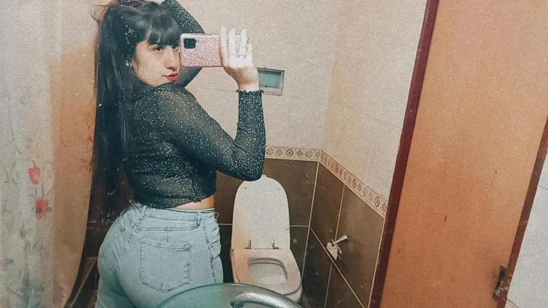OnlyFans account  floopibby header 2