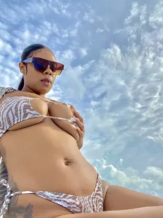OnlyFans cuenta caramelfoxx avatar 1
