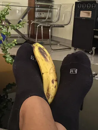 OnlyFans cuenta sweetfeet_18 avatar 1