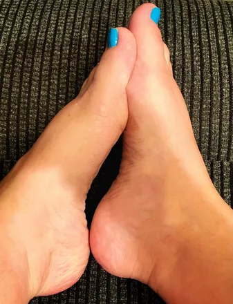 OnlyFans cuenta blue_toez12 header 2