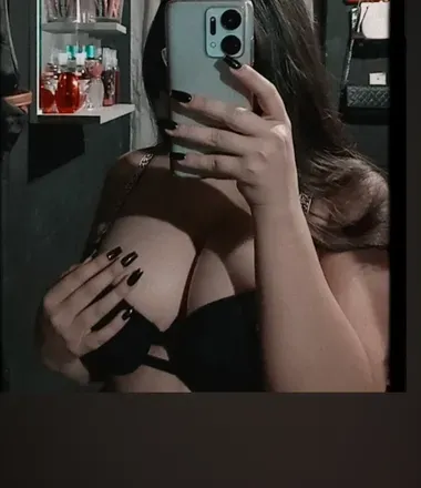 OnlyFans cuenta montenegroashly header 2