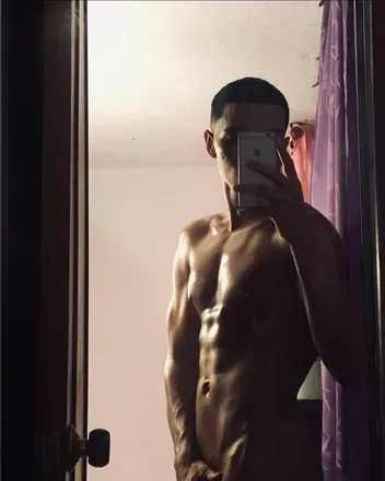 OnlyFans account  kingdick2001 avatar 1