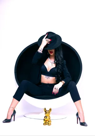 OnlyFans cuenta moniquespell header 2