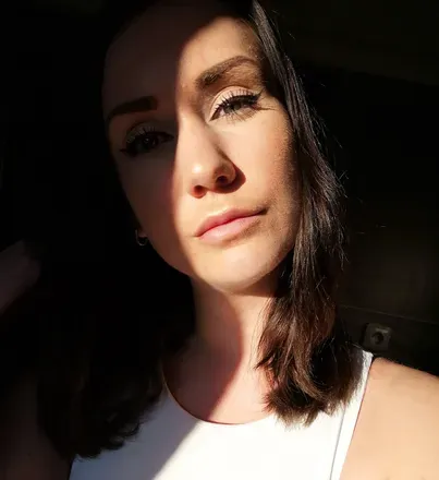 OnlyFans cuenta ice_brunette avatar 1