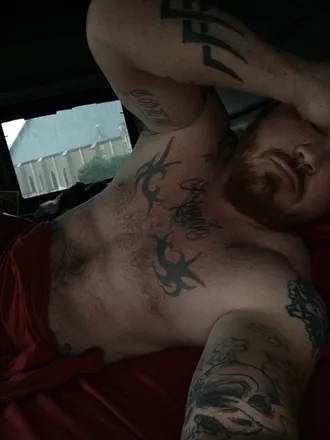 OnlyFans cuenta ryanthetrucker header 2