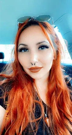 OnlyFans account  fireredmoon avatar 1