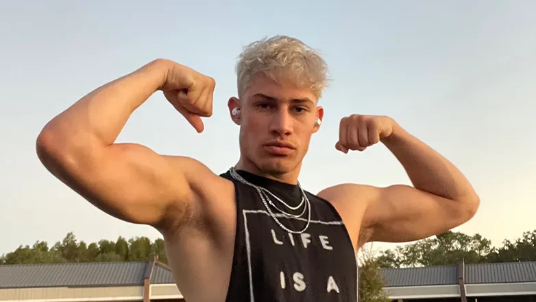 OnlyFans account  aidenmasters header 2