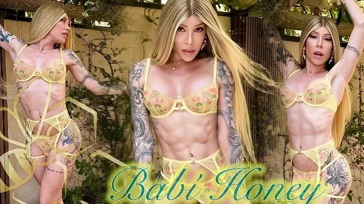 OnlyFans account  jesuisbabihoney header 2