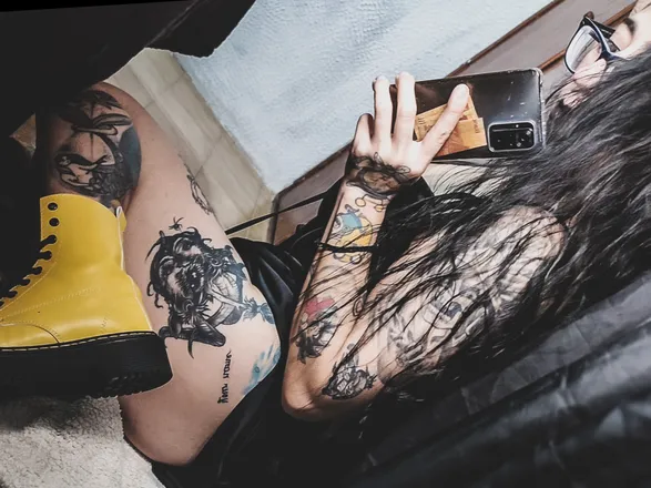 OnlyFans cuenta wiccarose header 2