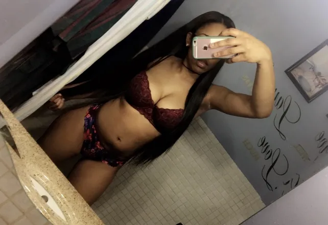 OnlyFans cuenta moneybaggcay header 2