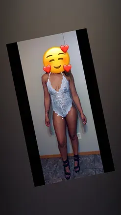 OnlyFans cuenta yonabona header 2