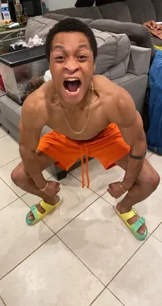 OnlyFans cuenta modernhippie19 avatar 1