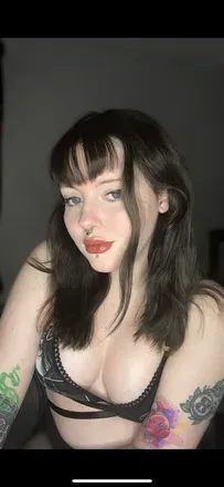 OnlyFans cuenta littlegothbabyy avatar 1