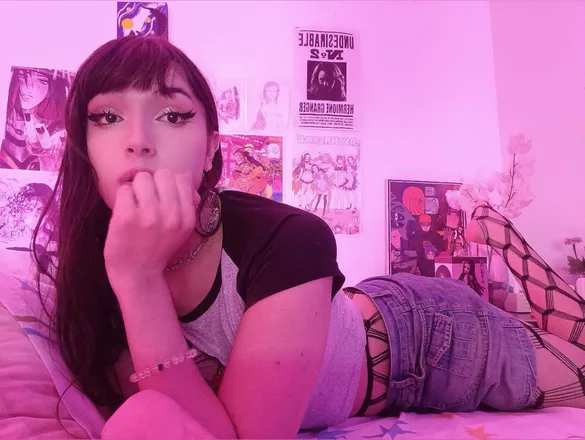 OnlyFans cuenta cyberhanna212 header 2