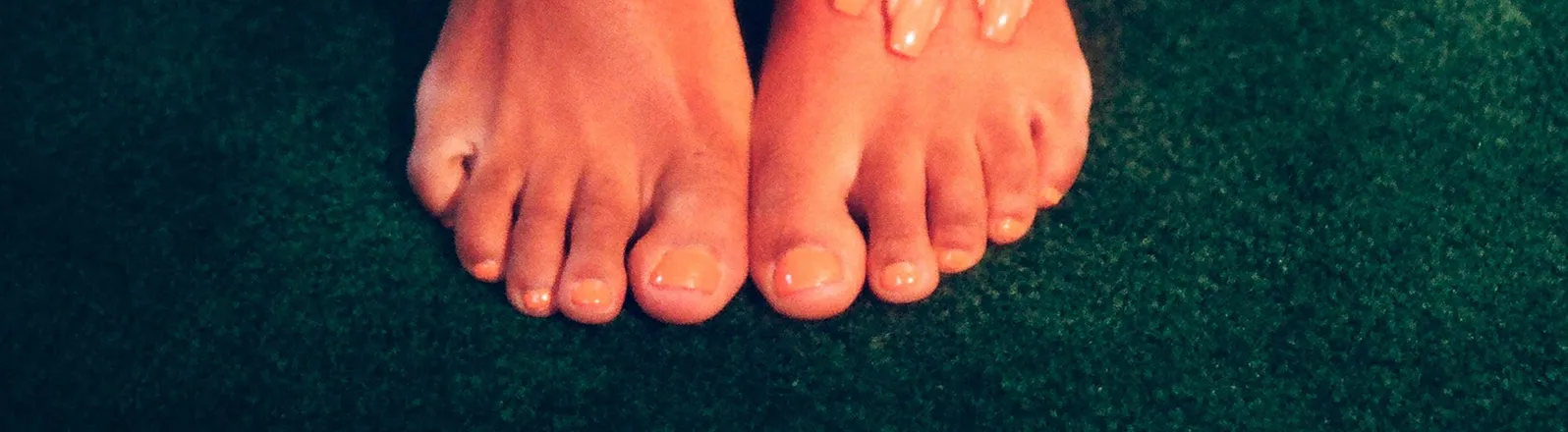 OnlyFans cuenta foodiefeet22 header 2