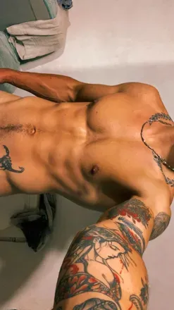 OnlyFans account  yoan2 avatar 1