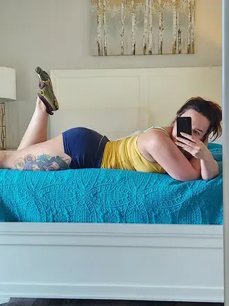 OnlyFans cuenta beachmamimia header 2