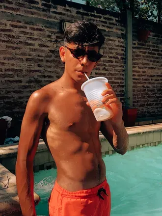 OnlyFans cuenta aalexoks avatar 1