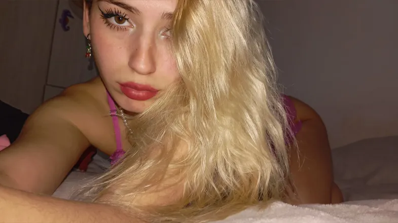 OnlyFans cuenta lucylee01 header 2