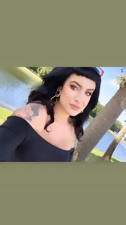 OnlyFans cuenta loashh1 header 2