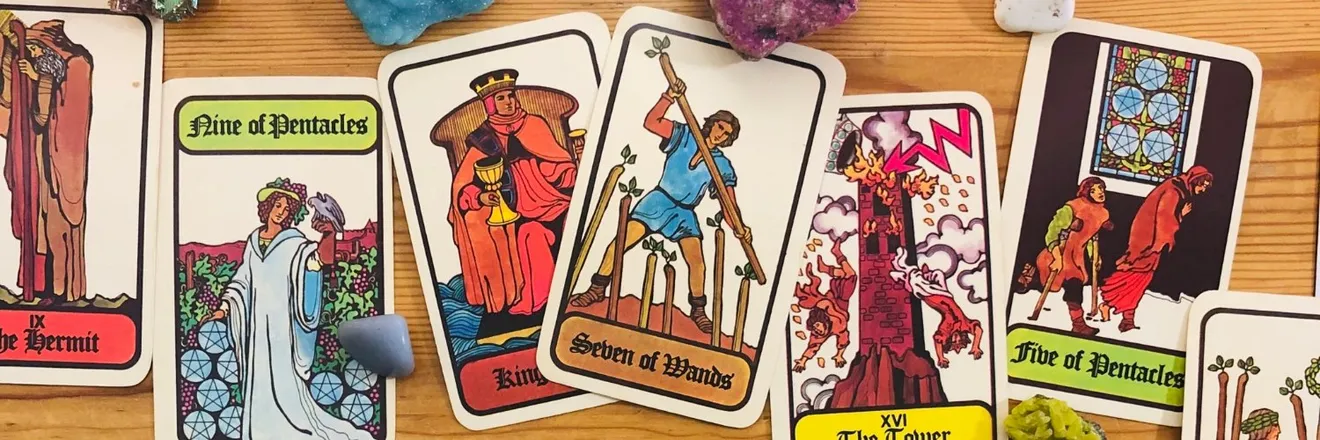 OnlyFans cuenta hellotarotreads header 2
