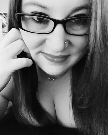 OnlyFans account  pixie1220 avatar 1