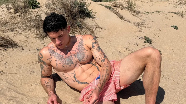 OnlyFans cuenta toxic_717 header 2