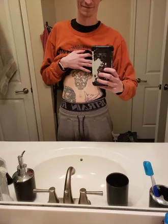 OnlyFans account  slimtattooguy header 2