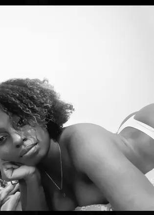 OnlyFans cuenta mzznatural header 2