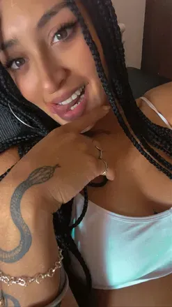 OnlyFans cuenta u69670579 avatar 1