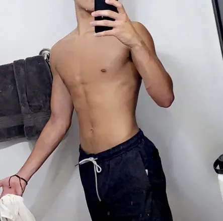 OnlyFans account  ty_silverx avatar 1