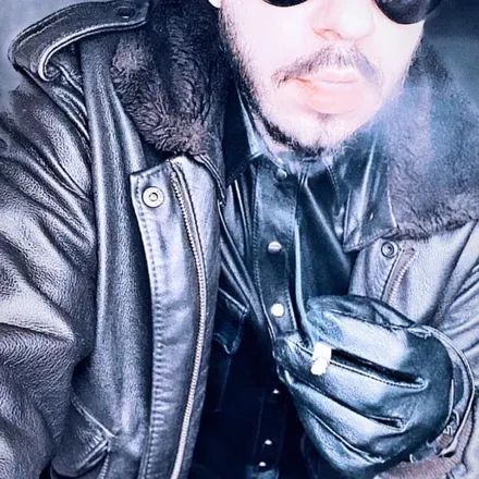 OnlyFans cuenta leather_smoker avatar 1