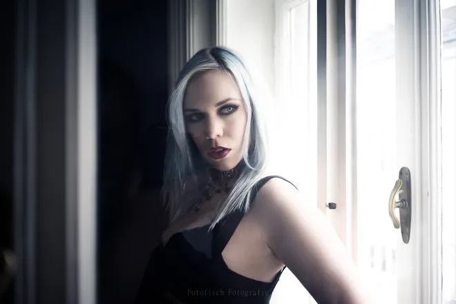 OnlyFans cuenta felicia_lucienne header 2