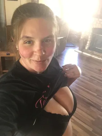 OnlyFans cuenta thicknursemom avatar 1