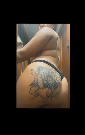 OnlyFans cuenta meetmeinbetween header 2