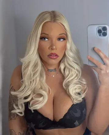 OnlyFans account  lis.lissy avatar 1