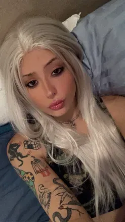 OnlyFans cuenta prettyprinxess33 avatar 1