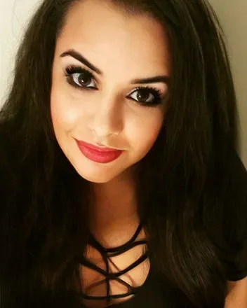 OnlyFans cuenta no_bs_brunette avatar 1
