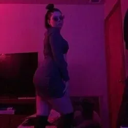 OnlyFans account  wrenfire avatar 1