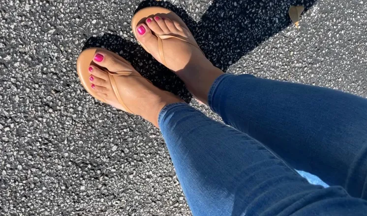 OnlyFans cuenta gensexyfeet header 2