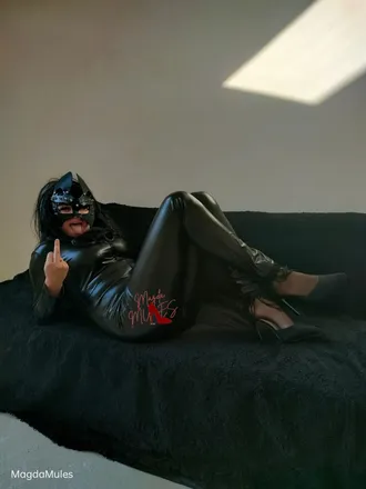 OnlyFans cuenta magda_mules header 2