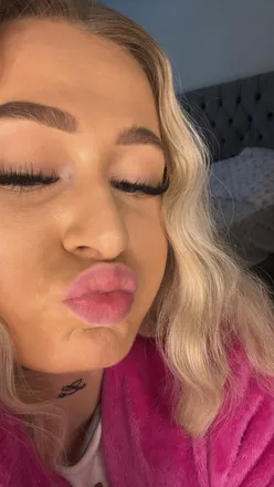 OnlyFans cuenta minibarbiee header 2