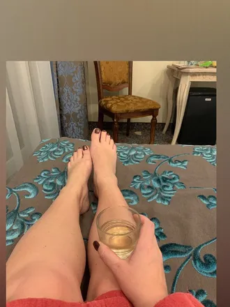 OnlyFans cuenta precious_feet555 header 2