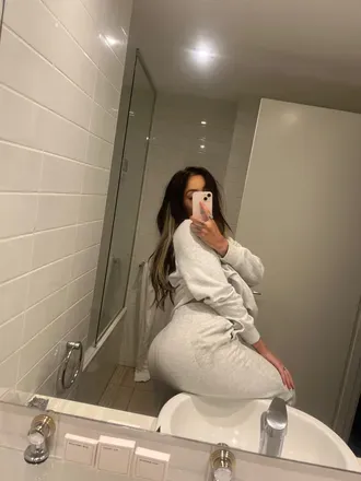 OnlyFans cuenta toni.shaw header 2