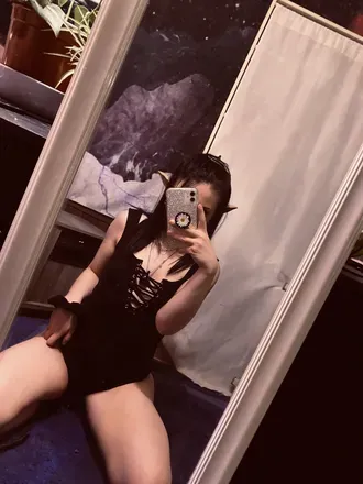 OnlyFans cuenta babypeeach avatar 1