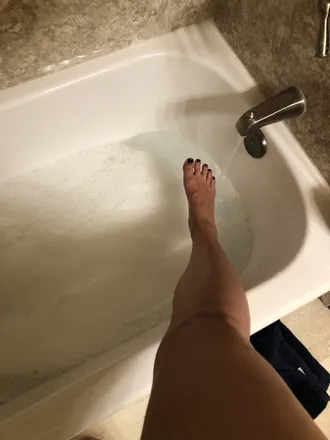 OnlyFans cuenta thesevirginfeet header 2