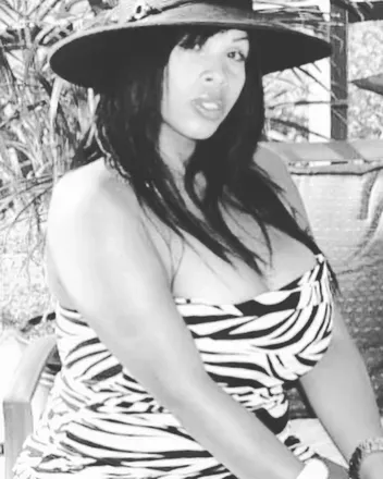 OnlyFans account  tsmoet avatar 1