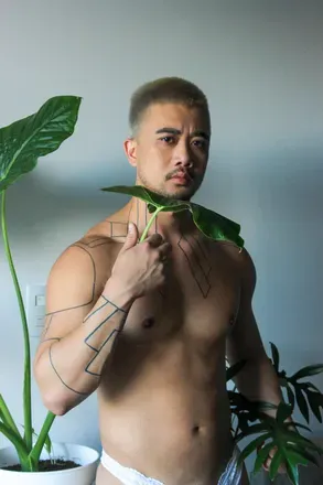 OnlyFans cuenta athleticasianguyfree avatar 1