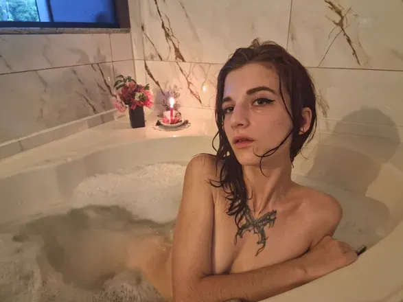 OnlyFans cuenta poisonivy.66 avatar 1