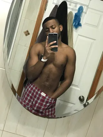 OnlyFans cuenta carguydick header 2